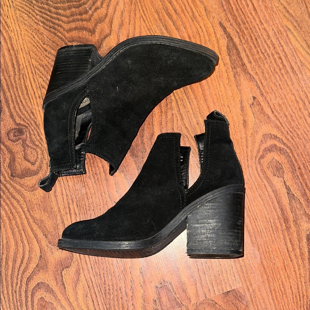 Steve Madden Sharini Black Cutout Bootie 6.5 Classic Chunky Grunge Bohemian - Picture 2 of 4
